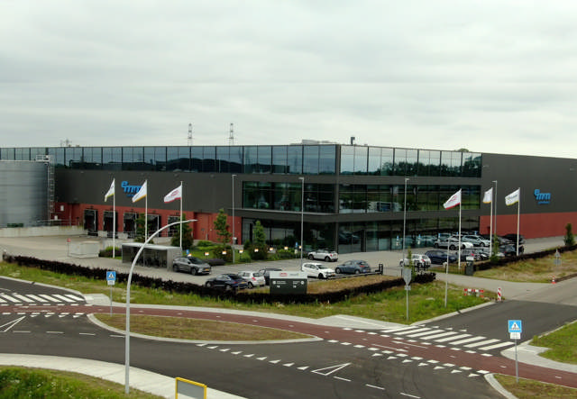 headquarter building finixa